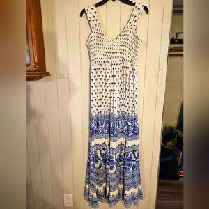 Angie Maxi Dress Size M